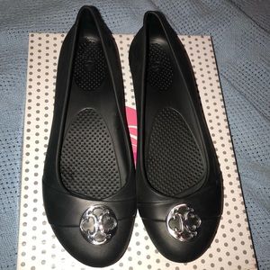 CROCS - Size 10 black flats